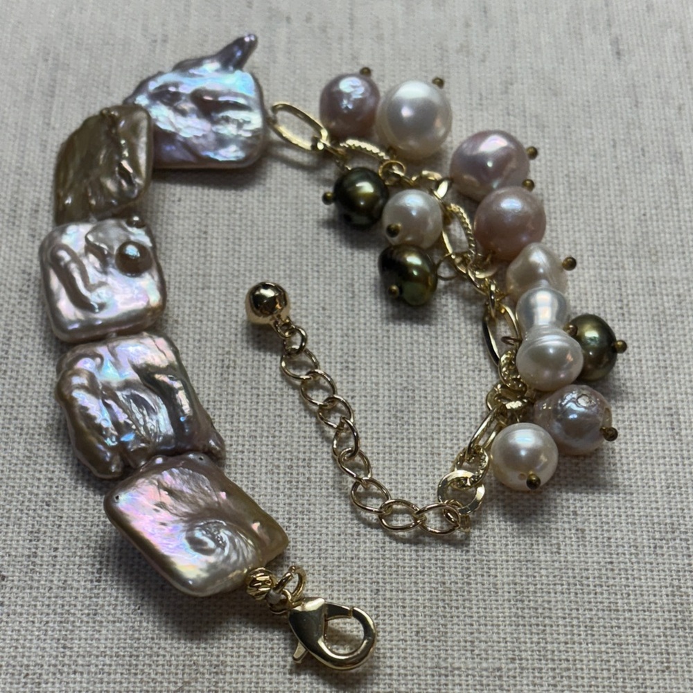 Unique baroque pearl bracelet